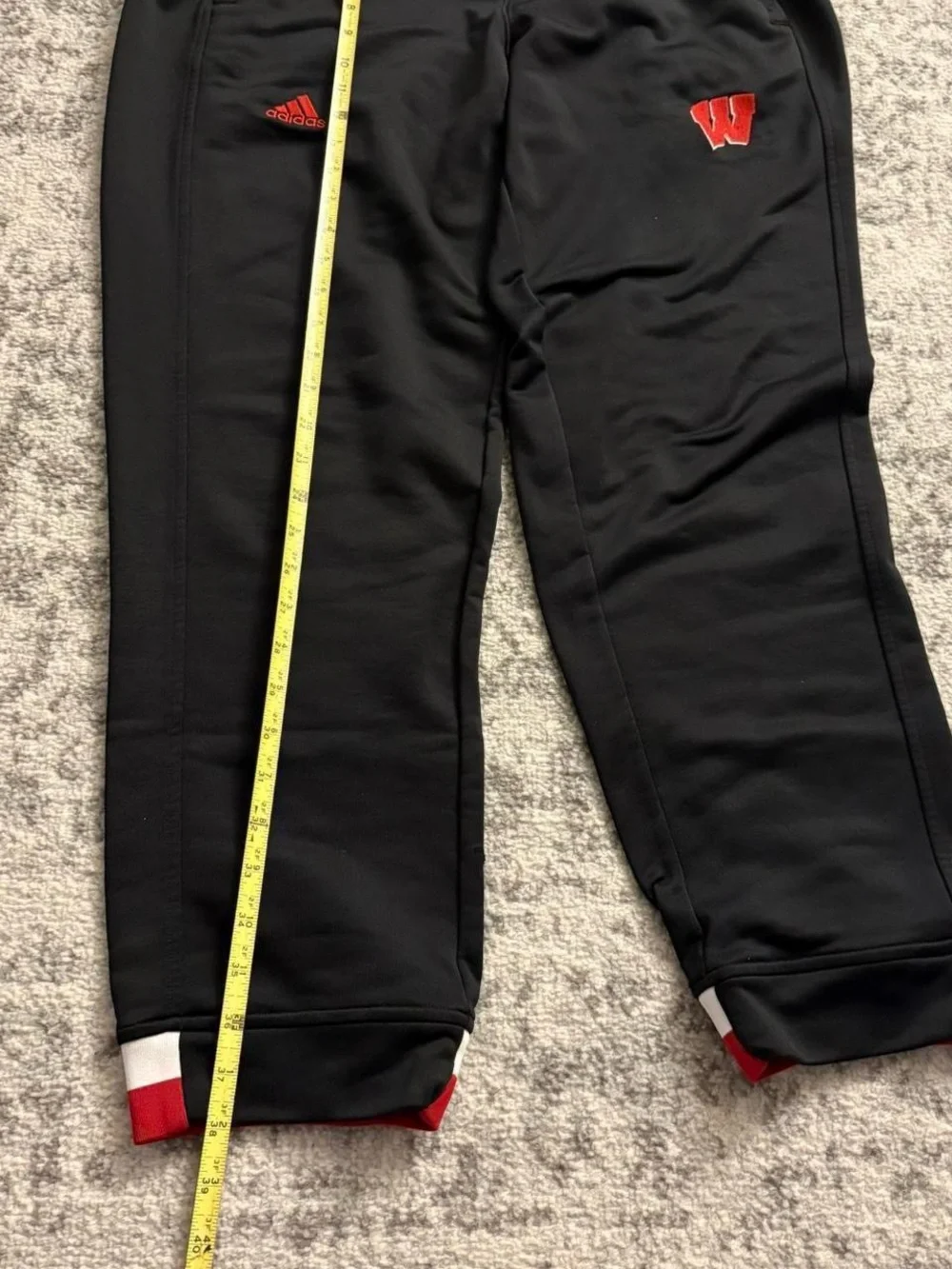 Adidas Wisconsin Badgers Black Sweat Pants Size Medium